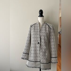 Chico’s Womens Knit Jacquard Style Jacket Fringe At Hem And Cuff Size 0 US (4-6)